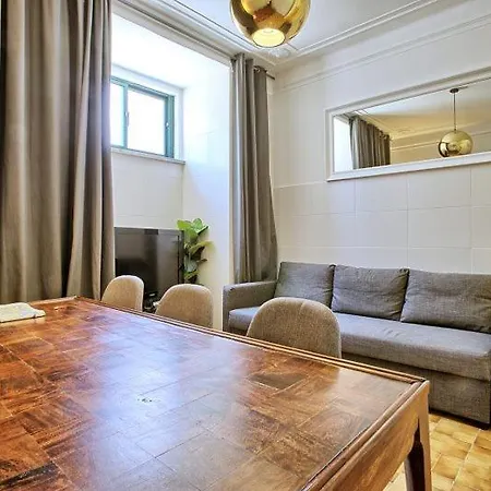 Apartment Arroios Market *
